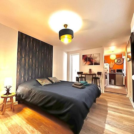 Charmant Studio En Plein Centre Ville De Chartres Apartment Екстериор снимка
