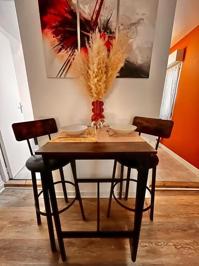 Charmant Studio En Plein Centre Ville De Chartres Apartment Екстериор снимка