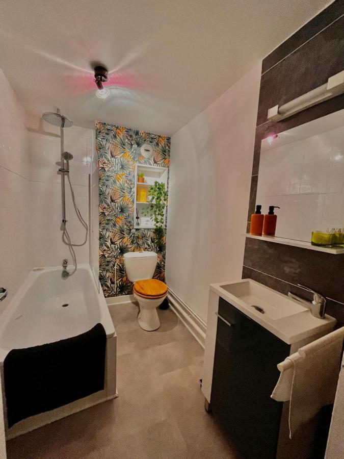 Charmant Studio En Plein Centre Ville De Chartres Apartment Екстериор снимка